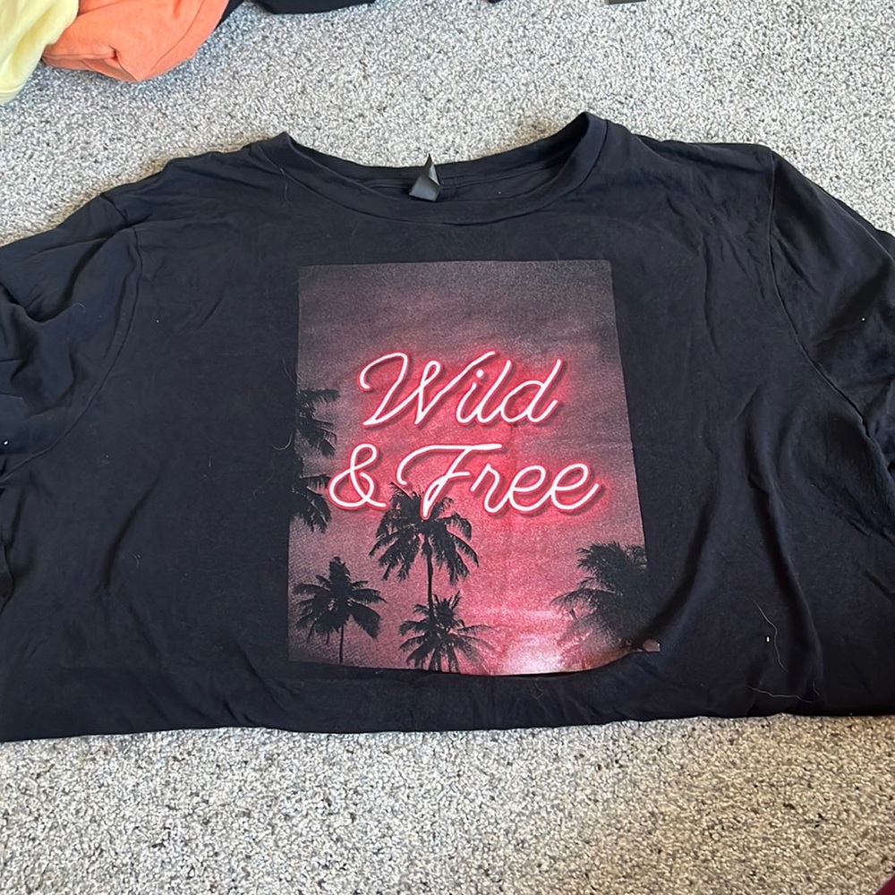 Francesca’s oversized t-shirt